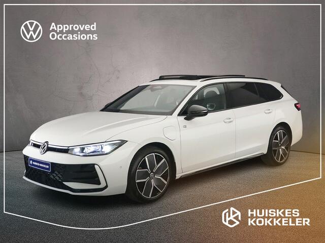 Volkswagen PASSAT Variant R-Line Edition 1.5 TSI eHybrid 272pk DSG Automaat Trekhaak, 360 camera, Panoramadak, Adaptive cruise control, LED matrix koplampen