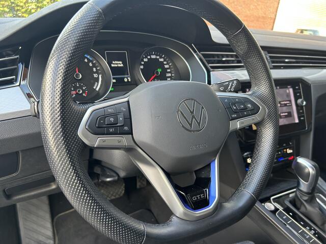 Volkswagen PASSAT Variant 1.4 TSI PHEV GTE Business 94,8 SOH!! // // LED // ADAP. CRUISE // NAVI + CARPLAY // CAMERA // PDC V+A // ERGO COMFORT STOEL