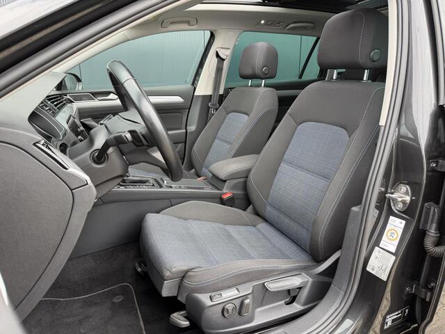 Volkswagen PASSAT Variant 1.4 TSI PHEV GTE Business 18"/Panoramadak/Trekhaak/Camera/PDC v+a/Elektrische klep/Apple Carplay & Android Auto