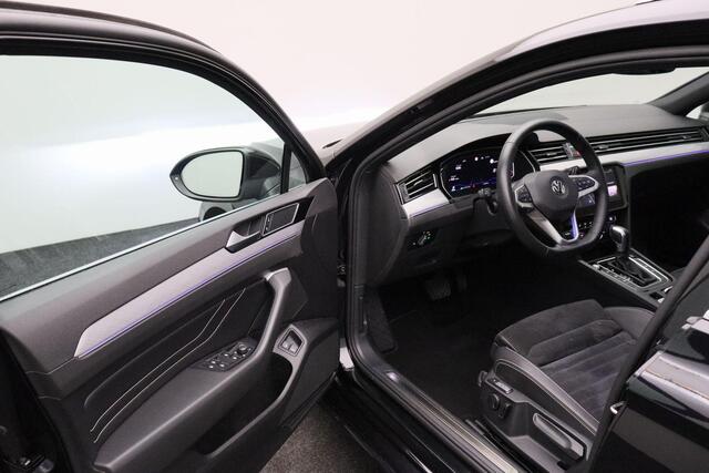 Volkswagen PASSAT Variant 1.4 TSI PHEV GTE Business 2020 | Dealer Onderhouden | Trekhaak Afneembaar | Carplay | Achteruitrij Camera | Elektrische Achterklep | Digitaal Dashboard | Adaptive Cruise | DAB Radio | 2 Sleutels
