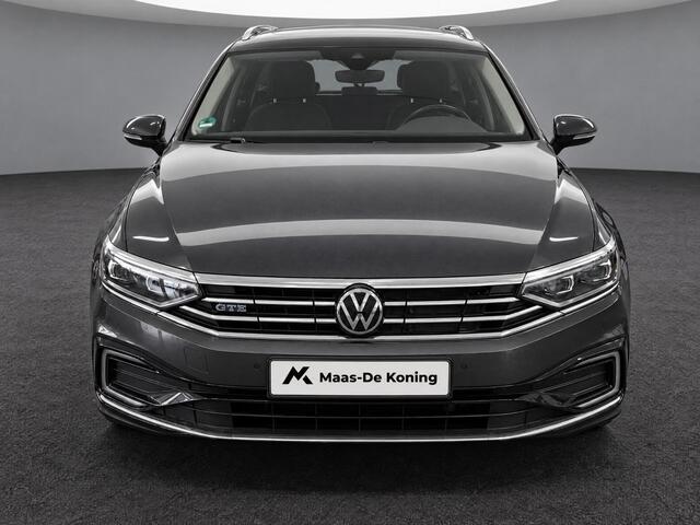 Volkswagen PASSAT Variant 1.4 TSI 218pk PHEV GTE Business · Apple/Android Car Play · Camera · Wegklapbare Trekhaak · Stoelverwarming · Elek. Achterklep · 18'' Inch ·