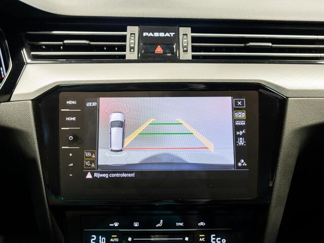 Volkswagen PASSAT Variant 1.4 TSI PHEV GTE Business SOH 94% / 218pk / NAP / Leder / Achteruitrij camera / IQ LED /