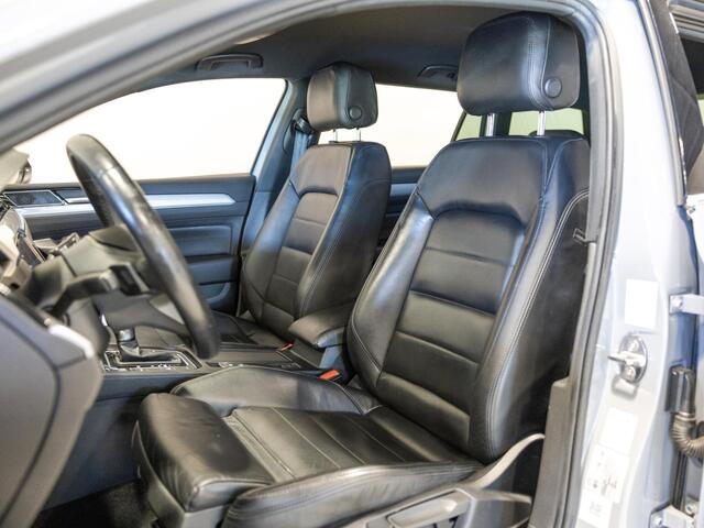 Volkswagen PASSAT Variant 1.4 TSI PHEV GTE Business SOH 94% / 218pk / NAP / Leder / Achteruitrij camera / IQ LED /