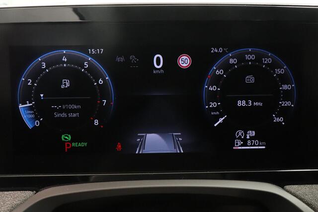 Volkswagen PASSAT Variant 1.5 eTSI Business | Camera | Adaptieve cruise | Navigatie | Stuur & stoelverwarming | Climate control | LED |