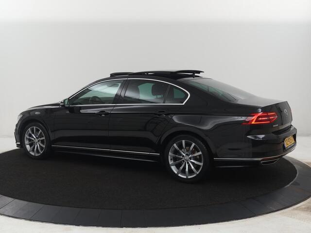 Volkswagen PASSAT 1.5 TSI Highline Business R | Pano.Dak | LED | Apple Carplay | R-Line | Stoelverwarming |