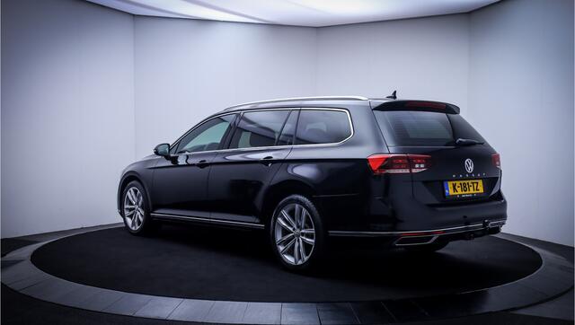 Volkswagen PASSAT Variant 1.5 TSI Dsg Elegance FULL LED | CAMERA | VIRTUAL | ERG COMFORT | NAVI | STOELVERW | ACC | VOORRUITVERW | TREKHAAK | LMV 18''