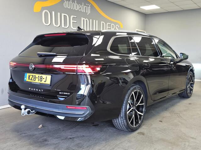 Volkswagen PASSAT Variant 1.5 eHybrid | Head-up | Trekhaak | Memory | Adaptive cruise | Massage | Achteruitrijcamera | Stoelverwarming | Carplay |
