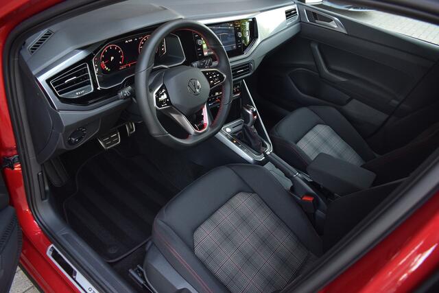 Volkswagen POLO GTI 2.0 TSI 207pk DSG Pano-Camera-IQ-light-Beats