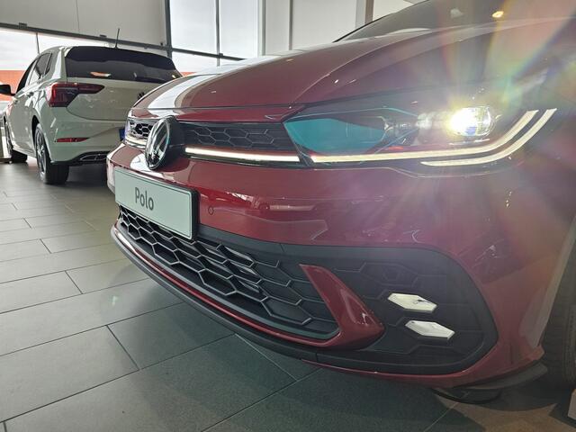 Volkswagen POLO GTI 2.0 207pk Automaat | Pano | Stoelverwarming | Keyless | Cruise | Camera DEMONSTRATIEWAGEN