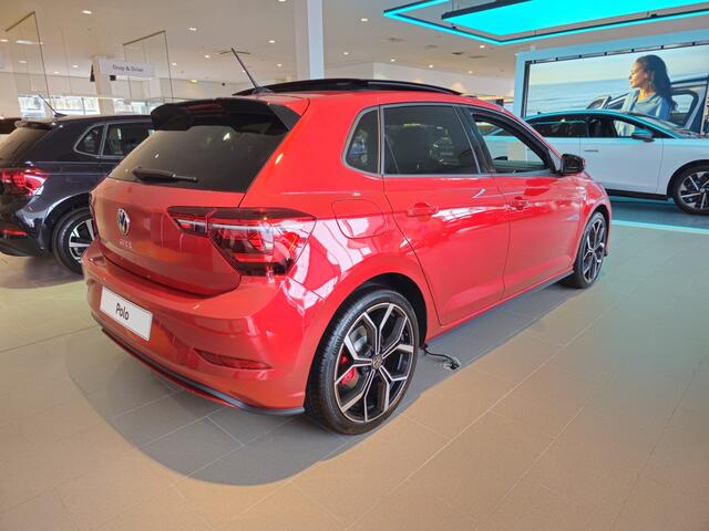 Volkswagen POLO GTI 2.0 207pk Automaat | Pano | Stoelverwarming | Keyless | Cruise | Camera DEMONSTRATIEWAGEN