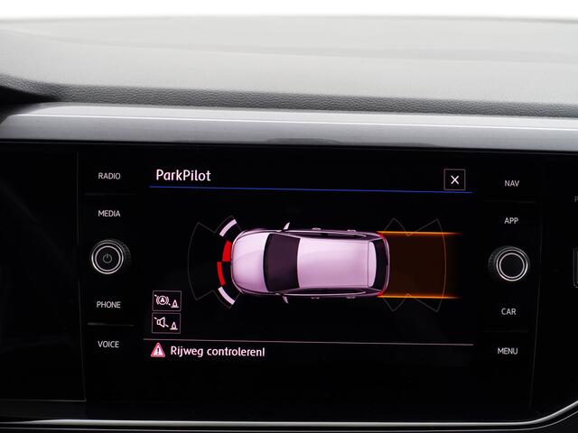Volkswagen POLO 1.0 TSI R Line Aut- Panodak, Virtual Cockpit, Xenon Led, Ada Cruise, Carplay, Park Assist, Dynamic Select
