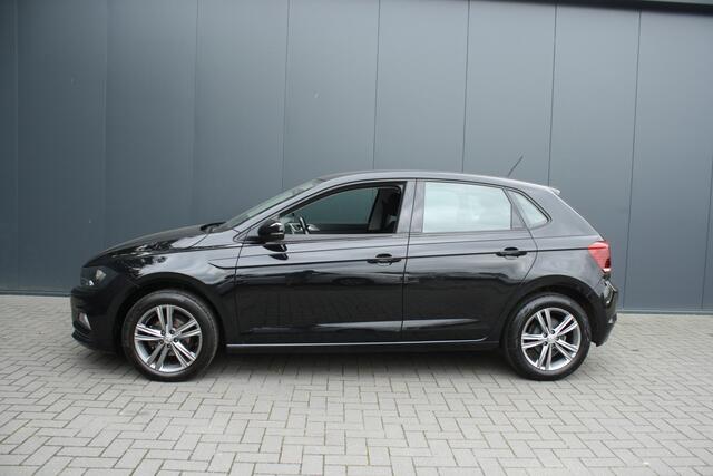Volkswagen POLO 1.0 TSI Comfortline AUTOMAAT - NAVIGATIE - APPLE CARPLAY