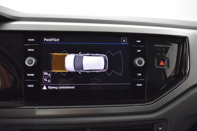 Volkswagen POLO 1.0 TSI Highline Carplay Navi