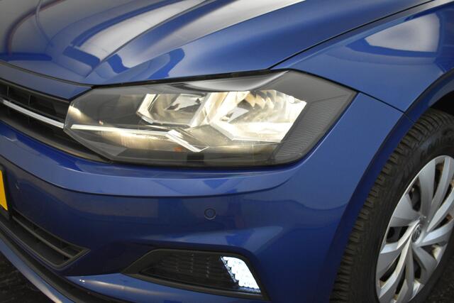 Volkswagen POLO 1.0 TSI Highline Carplay Navi