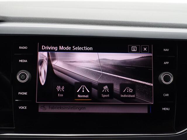 Volkswagen POLO 1.0 TSI R Line Aut- Panodak, Xenon Led, CarPlay, Dynamic Select, Keyless, Virtual Cockpit, Ada Cruise