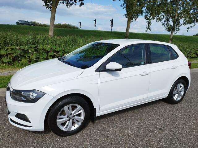 Volkswagen POLO 1.0 TSI Edition ** Carplay ** Airco ** Lm velgen ** MF stuurwiel **