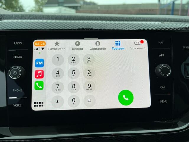 Volkswagen POLO 1.0TSI 95pk Navi Carplay Led 5-Deurs Airco bj2022