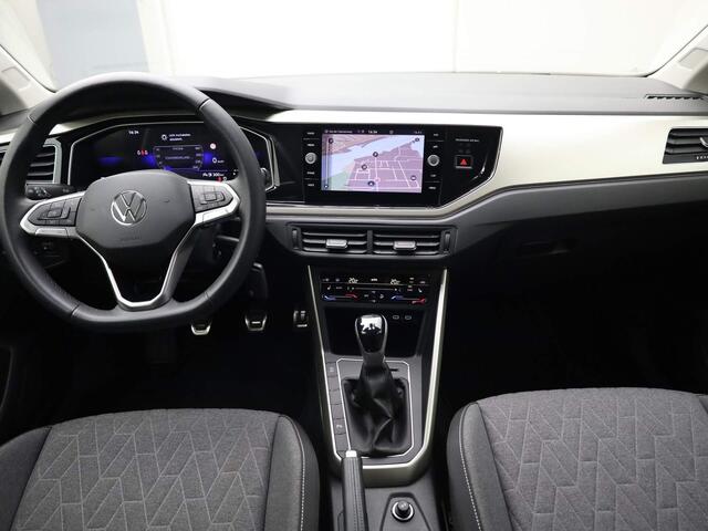 Volkswagen POLO 1.0TSI/95PK Move · Navigatie · Parkeersensoren · Stoelverwarming · Garantie tot januari 2026