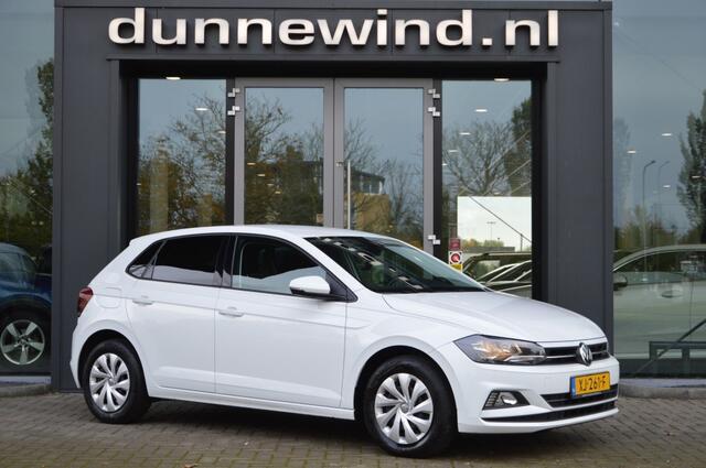 Volkswagen POLO 1.0 MPI COMFORTLINE *CLIMA*CRUISE*PRIVACYGLASS*CARPLAY