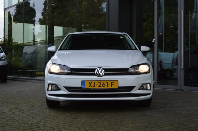 Volkswagen POLO 1.0 MPI COMFORTLINE *CLIMA*CRUISE*PRIVACYGLASS*CARPLAY