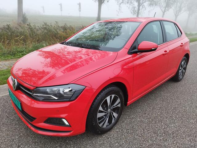 Volkswagen POLO 1.0 MPI Comfortline ** 93.572 km ** Bluetooth ** Airco ** MF stuurwiel ** LM velgen **