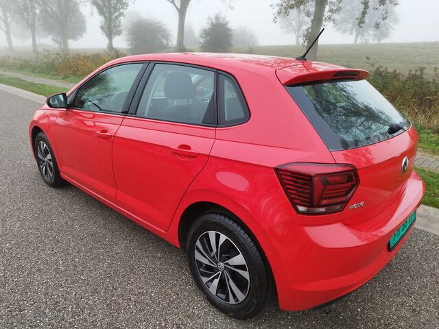 Volkswagen POLO 1.0 MPI Comfortline ** 93.572 km ** Bluetooth ** Airco ** MF stuurwiel ** LM velgen **