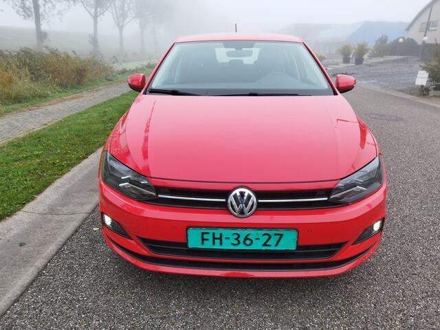 Volkswagen POLO 1.0 MPI Comfortline ** 93.572 km ** Bluetooth ** Airco ** MF stuurwiel ** LM velgen **