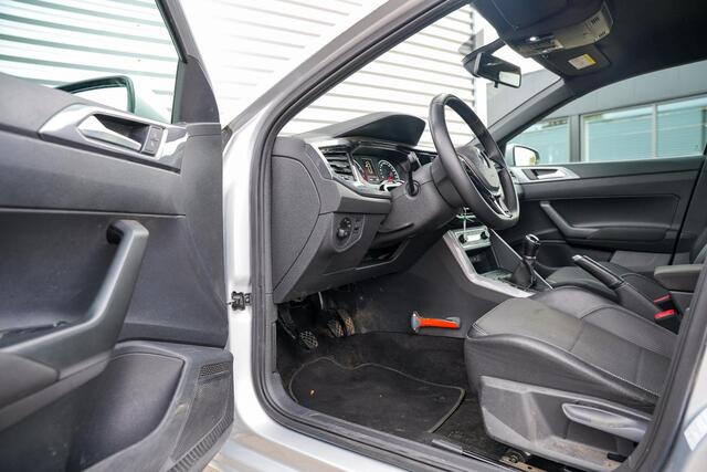 Volkswagen POLO 1.0 TSI Comfortline Business Navi Adapt. cruise