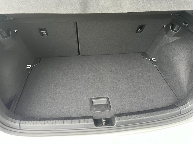 Volkswagen POLO 1.0 TSI R-Line Business