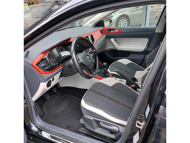 Volkswagen POLO 1.0 TSI Beats | Cruise Control | Apple Carplay |Een echte Beats.