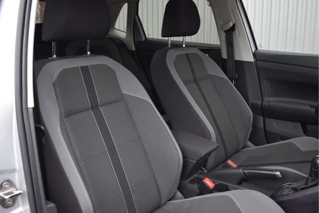 Volkswagen POLO 1.0 TSI Highline Adaptive cruise, Carplay,. PDC, Stoelverwarming, DAB