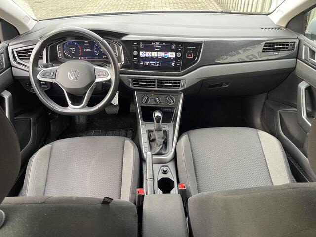 Volkswagen POLO 1.0 TSI Life 15"/Vitual cockpit/Stoelverwarming/PDC v+a/Apple Carplay & Android Auto/DAB/LED