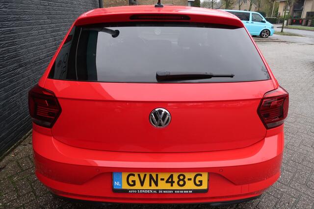 Volkswagen POLO 1.0 TSI Highline navigatie Eerste eigenaar in zeer nette staat