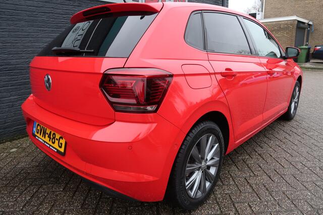 Volkswagen POLO 1.0 TSI Highline navigatie Eerste eigenaar in zeer nette staat
