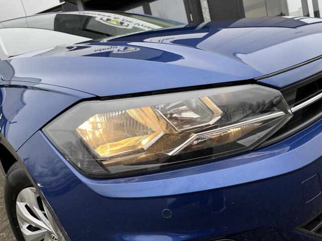 Volkswagen POLO 1.0 TSI Comfortline Business DSG | Parkeersensoren | Isofix | Apple Carplay | DAB | NAP