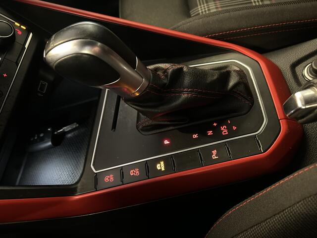 Volkswagen POLO 2.0 TSI GTI 200PK | Digital dashboard | Adaptief onderstel | Climate control | Stoelverwarming | LED | Parkeersensoren v+a | 18''INCH LM Velgen
