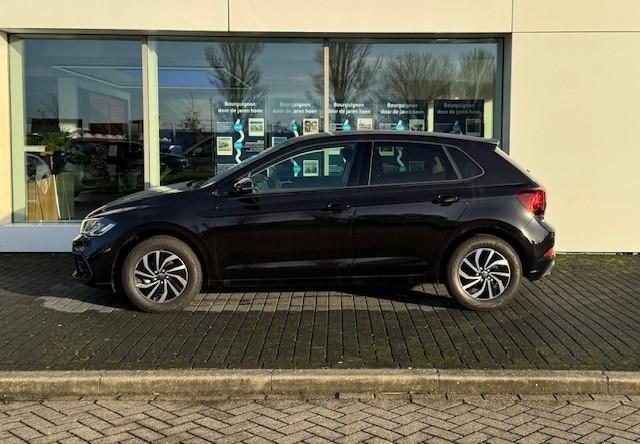 Volkswagen POLO Life Edition 1.0 70 kW / 95 pk TSI Hatchback 5 ver sn. Hand | App Connect | Travel Assist | Camera | Getint Glas |