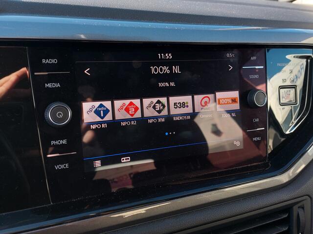 Volkswagen POLO 1.0 TSI 116pk DSG Highline 5-Deurs | Apple Carplay + Android Auto | Clima | Adap. Cruise | Stoelverwarming | Licht+Regensensor | Pdc V+A | Privacy Glass | 16''lm