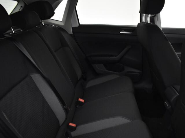 Volkswagen POLO Life Edition 1.0 TSI 95 pk 5 versn. Hand · Airconditioning automatisch, 2-zone (climatronic) ·