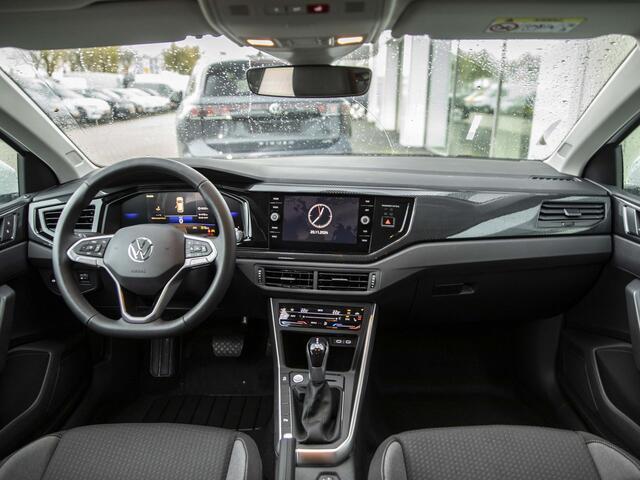Volkswagen POLO Life Edition 1.0 70 kW / 95 pk TSI Hatchback 7 ver Volkswagen Polo 1.0 TSI Life Edition 348976 | App Connect | Keyless | Adaptieve Cruise | Camera | Stoelverwarming |