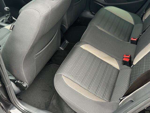 Volkswagen POLO 1.2 TSI Cross