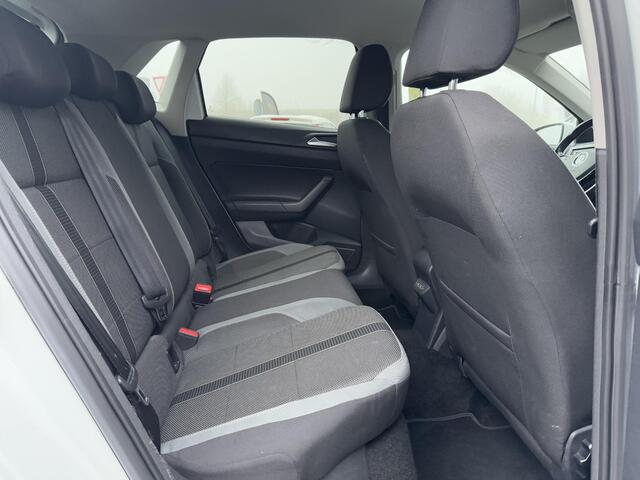 Volkswagen POLO 1.0 TSI Highline Business R 1e Eigenaar,Navi,Clima,Cruise,PDC V+A,N.A.P,APK tot 10-2026