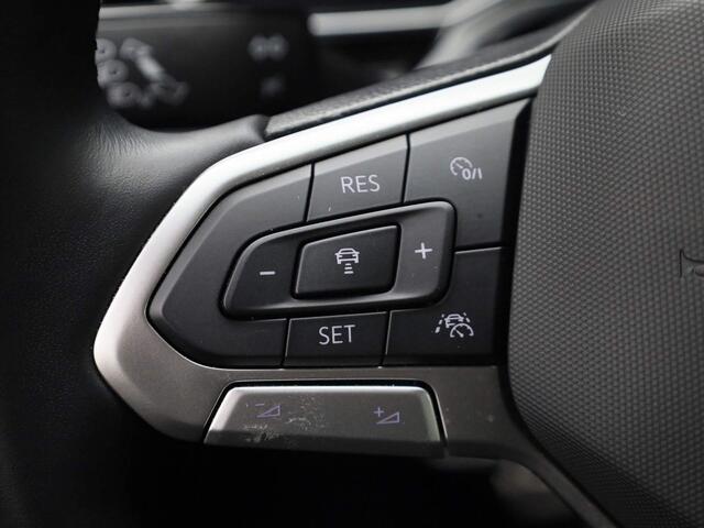 Volkswagen POLO 1.0TSI/95PK R-Line · App connect · Parkeersensoren + camera · Lane assist · Garantie tot februari 2026