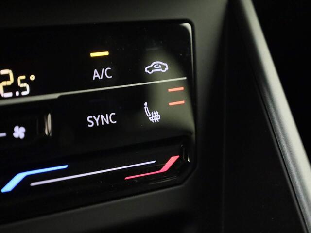Volkswagen POLO 1.0TSI/95PK R-Line · Panoramadak · Parkeersensoren + camera · Navigatie · Garantie tot januari 2026