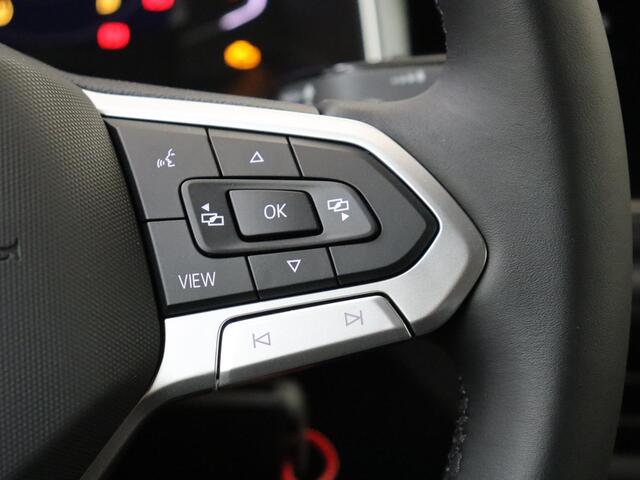 Volkswagen POLO R-Line Edition | 'App-Connect' draadloze smartphone integratie | Achterlichten LED | Afstandscontrolesysteem (Front Assist)