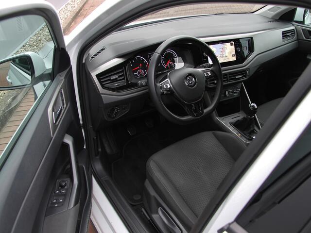 Volkswagen POLO 1.0 TSI 95pk R-Line | Cruise | Navi | Carplay