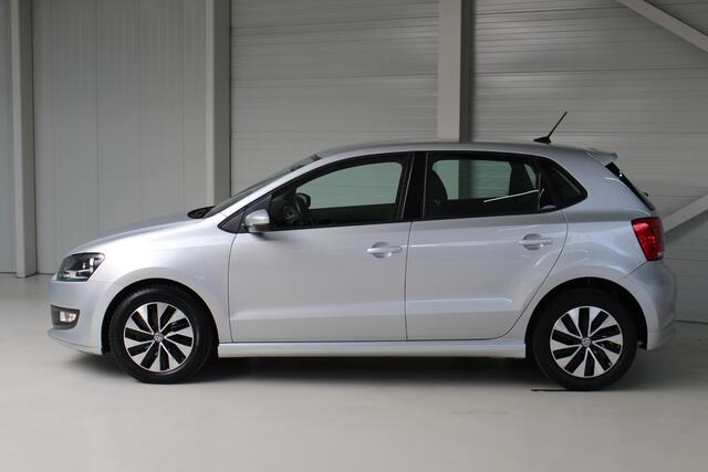 Volkswagen POLO 1.0 BlueMotion Navigatie | Cruise Control | Parkeersensoren | Lichtmetalen velgen