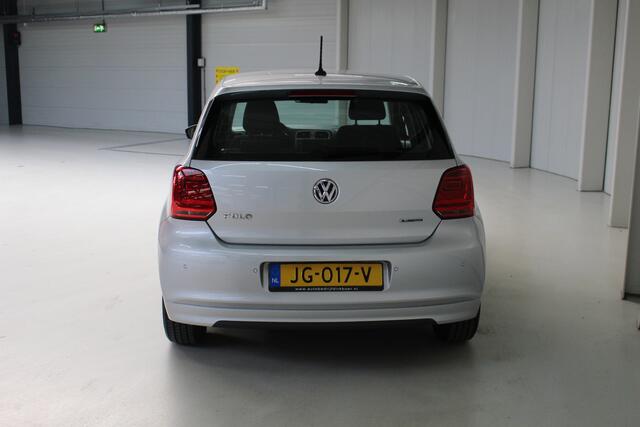 Volkswagen POLO 1.0 BlueMotion Navigatie | Cruise Control | Parkeersensoren | Lichtmetalen velgen