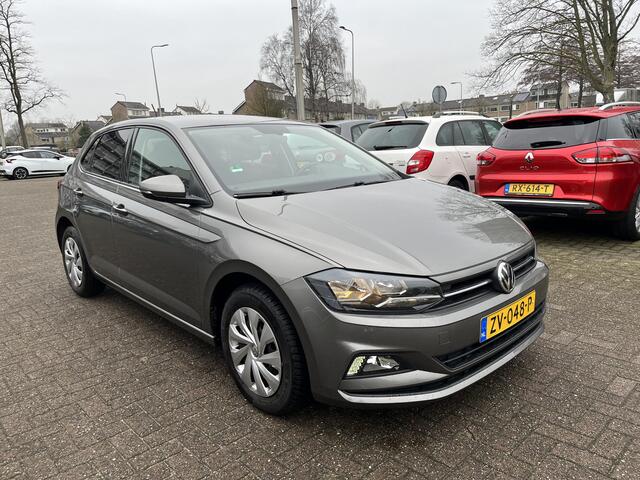Volkswagen POLO 1.0 MPI Comfortline Navi Cruise Pdc Bluetooth Pdc Nap