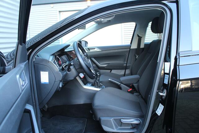 Volkswagen POLO 1.0 TSI 96pk Comfortline NL-Auto NAP Airco Cruise Navi Carplay PDC 15"LMV